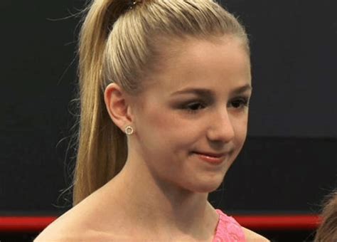 Does Chloe Come Back to Dance Moms Season 5: Exploring the Intricate Dynamics and Fan Theories Surrounding Her Return